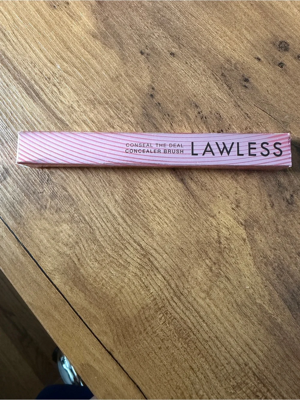 Lawless conseal the deal Concealer Brush - BNIB!